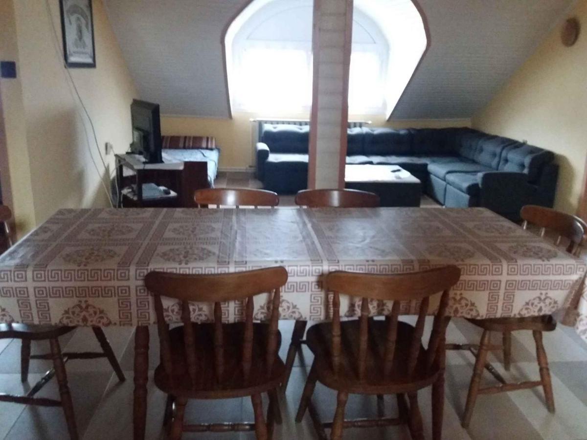 Apartment In Balatonmariafuerdo 19249 Balatonkeresztúr Екстериор снимка