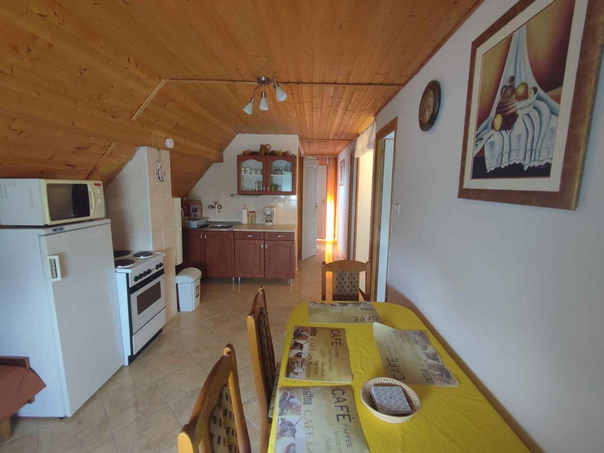 Apartment In Balatonmariafuerdo 19249 Balatonkeresztúr Екстериор снимка